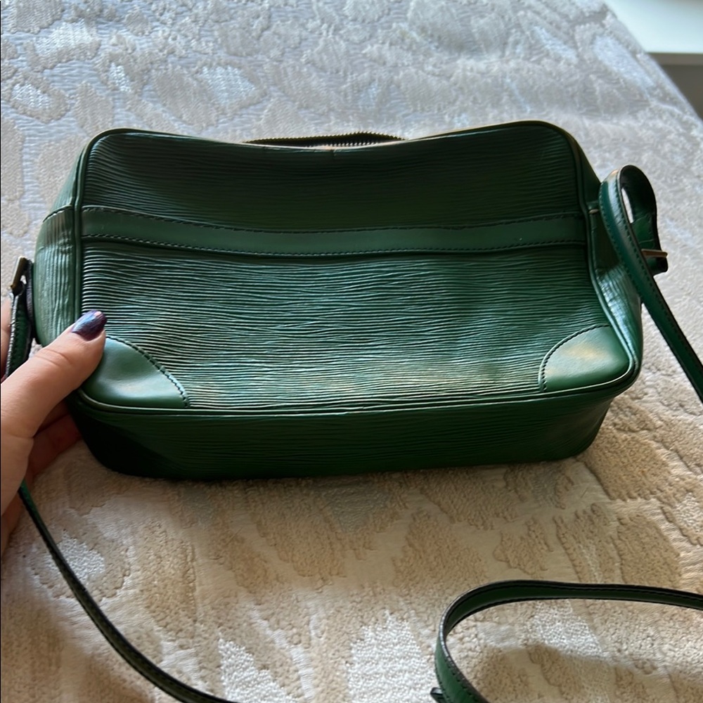 LOUIS VUITTON Epi Trocadero Shoulder Bag Green